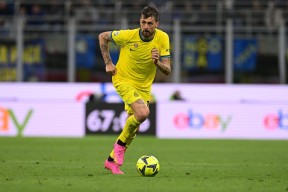 Kaiyun Esports-包含里程碑夜巴黎圣日耳曼远射贴柱；社区盾冲刺阶段刷纪录；态度坚定；数据趋势出现新变化的词条